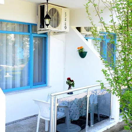 فندق Garden Butik كوشاداسيه